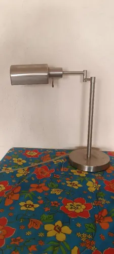 Luminária / abajur articulada aço inox importada