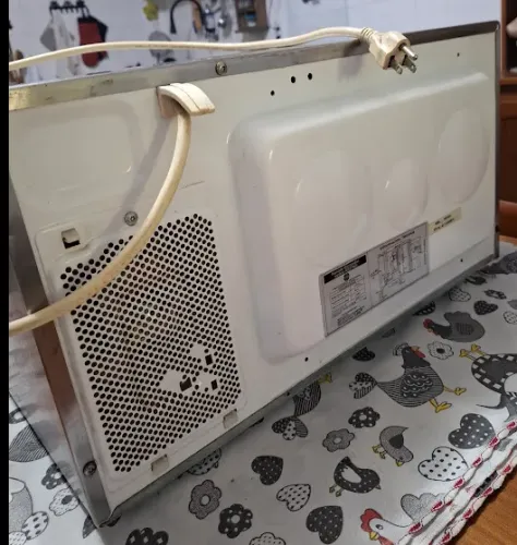 Microondas G&E 30 L - Usado - parou de funcionar