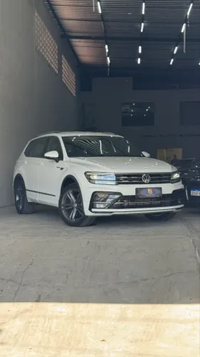 Volkswagen Tiguan Allspac R-line 350 TSI 2.0 4X4 2019