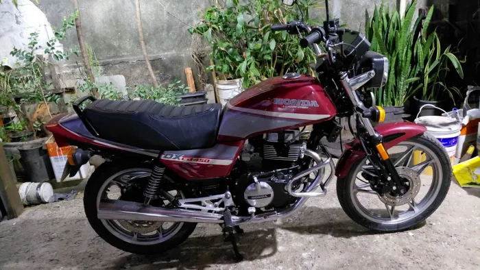 Vendo cb450 DX muito nova