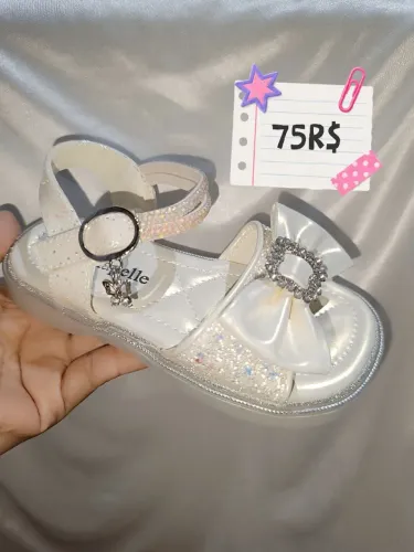 Sandalias para meninas