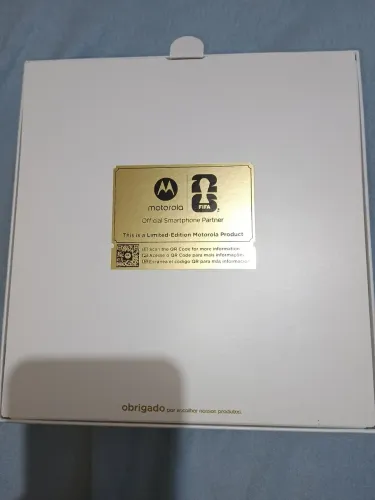 Aparelho celular Motorola Edge 70 ultra série ouro