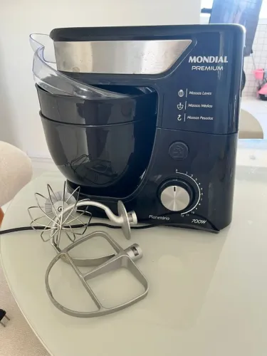 Batedeira Planetária Mondial Preto e Inox 700W