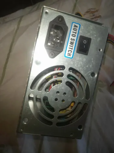 Fonte de computador