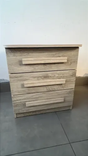 Mesa De Cabeceira - semi nova