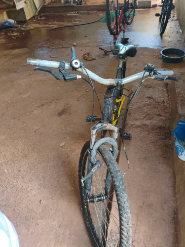 Vende-se bicicleta aro 26 