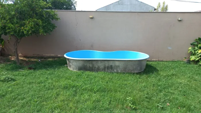 Vendo Piscina fibra modelo feijão 