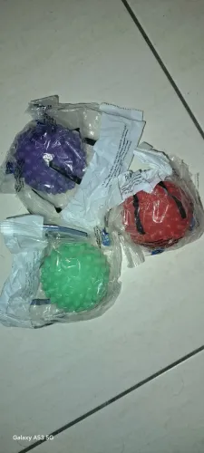 Trio de bolas cravinho mini leitosas anti-stress