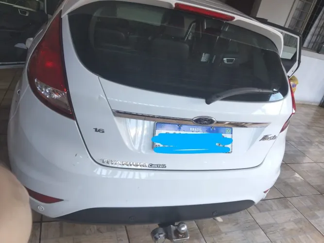 Ford Fiesta Titanium 1.6 16V Flex Mec. 2014