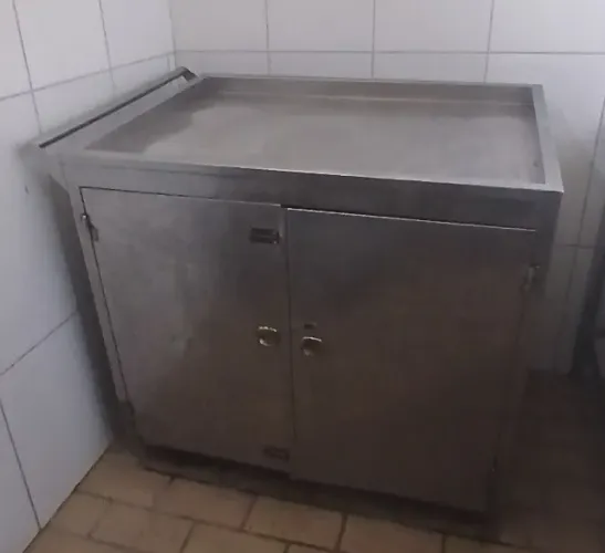 ARMÁRIO INOX 304 PARA COZINHA PROFISSIONAL