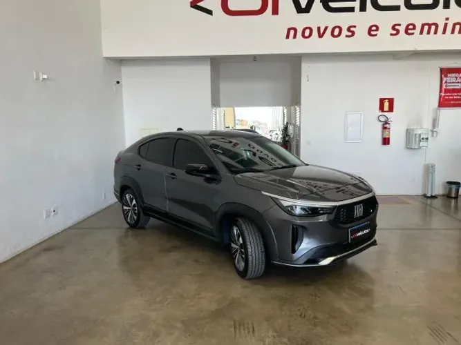 Fiat Fastback Audace 200 TB AUT (hibrído) 2025