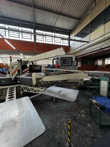 Máquina Carrossel Mogk MCA 6/14