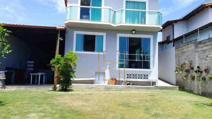 Casa com 4 dormitórios à venda, 193 m² por R$ 990.000 - São Francisco - Serra/ES