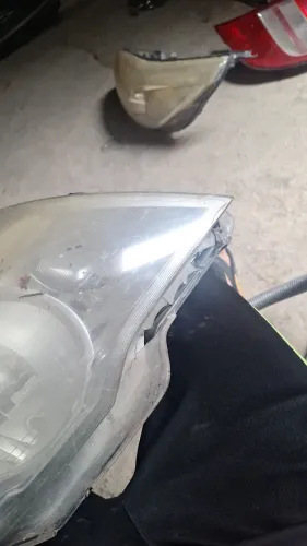 Farol agile lado esquerdo 