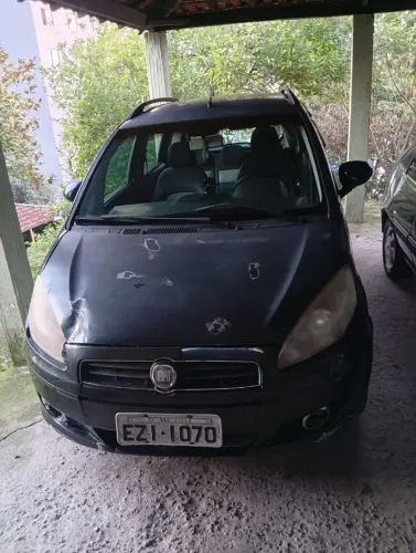 Fiat Idea Attractive 1.4 Fire Flex 8V 5P 2012