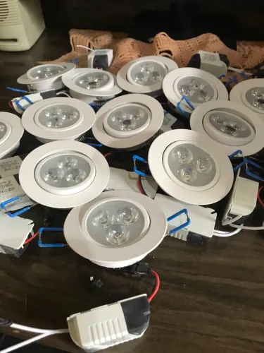 Lâmpadas de croikas usadas c/ led driver