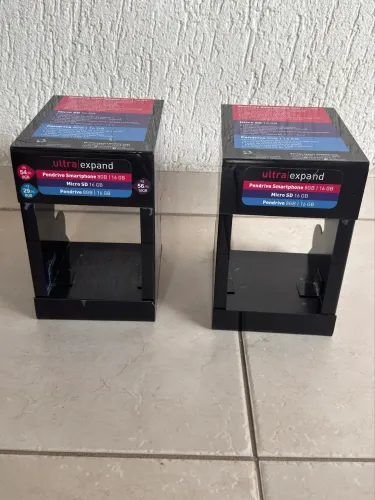 10 Displays em PS Preto (Lote 10 unidades)