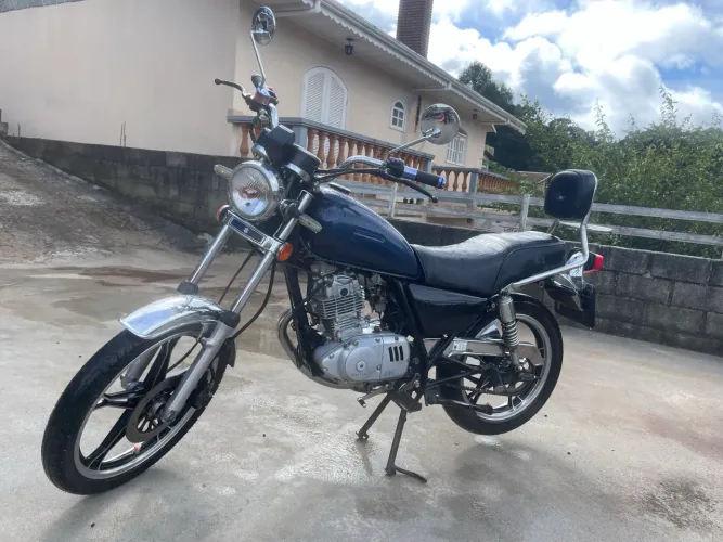 Vendo ou troco por XR 200