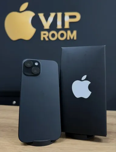 iPhone 15 128gb preto semi novo em excelente estado!!