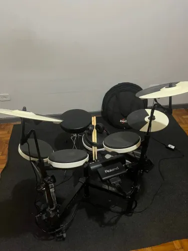 Bateria Eletrônica Roland Td4kp Bivolt Preta