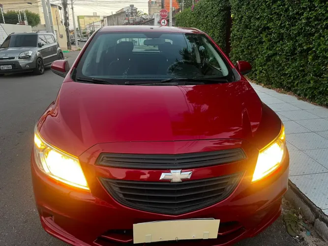Chevrolet Onix JOY HATCH 1.0 8V FLEX MEC. 4P 2018