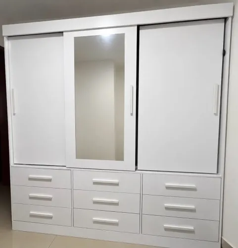 Vendo guarda roupa