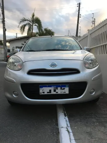 Nissan March S 1.0 16V Flex Fuel 5P 2013