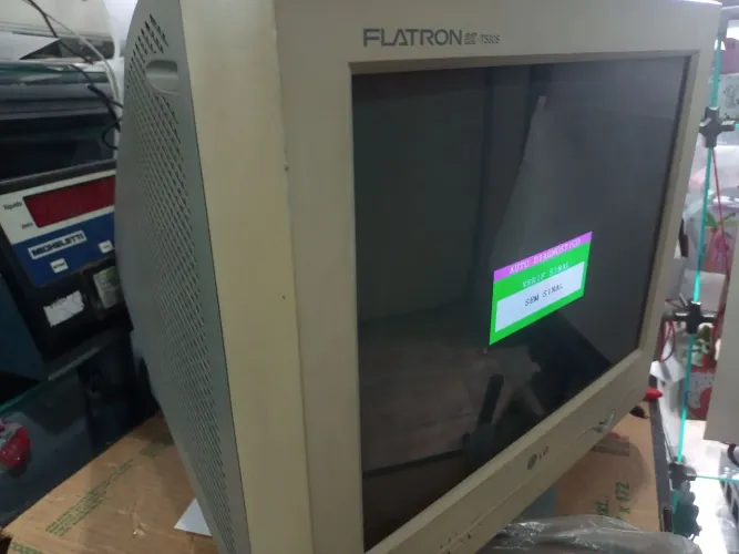 Monitor CRT LG 15 polegadas