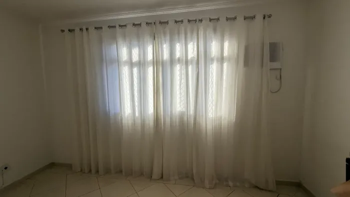 Cortina com forro e varao