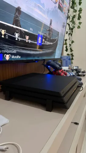 PlayStation 4 pro super conservado 