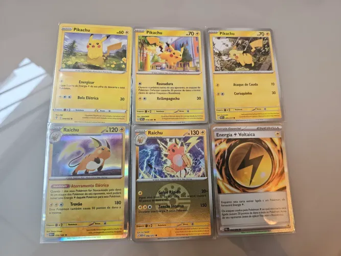 Combo carta pokemon: pikachus + raichus + energia