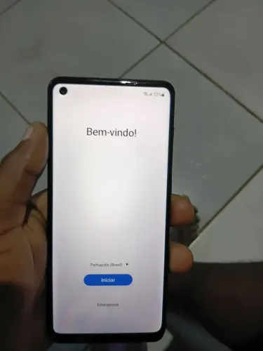 Celular em perfeito estado