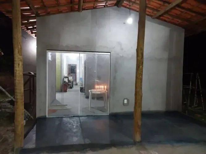 Oportunidade Única: Sítio Produtivo e Encantador Próximo à Linha Verde - Pronto para morar
