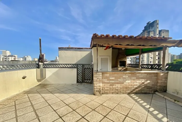 Cobertura Duplex à Venda na Enseada no Guarujá | QVista Inteligência Imobiliária Guarujá