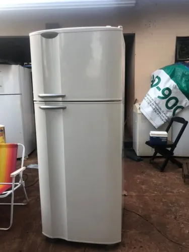 Geladeira Duplex 436 Litros Funcionando Perfeitamente