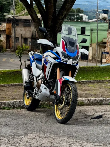 Honda CRF 1100L AFRICA TWIN ADVENTURE SPORTS ES 2022.