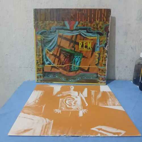 LP R.E.M Fables Of Reconstruction Nacional (RARO).