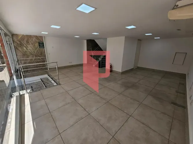 Lojão 220m² para Alugar no Centro de BH  Praça Sete | Alto Fluxo | Grande Vitrine/ Localiz