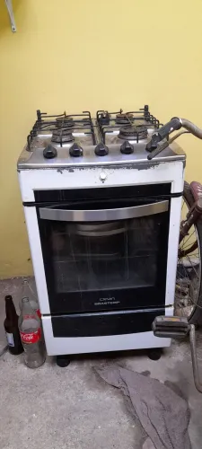 Fogão a gás branco