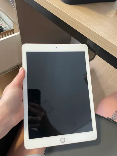 [original] iPad 7 geração 128gb + caneta 1 geração 