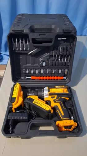 Kit maleta completa de furadeira e parafusadeira 