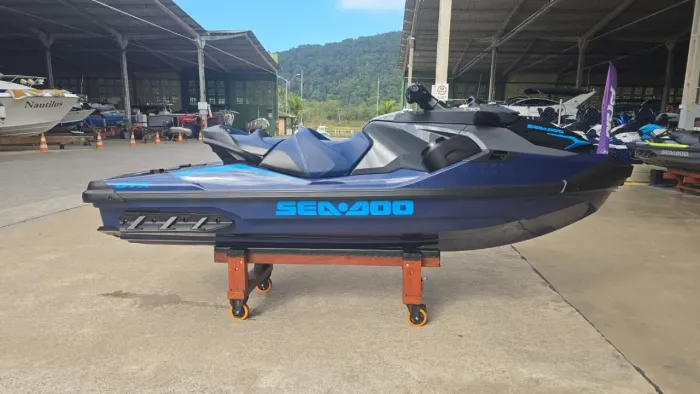 JET SKI SEADOO GTX 170 2026 ( IMPECÁVEL)