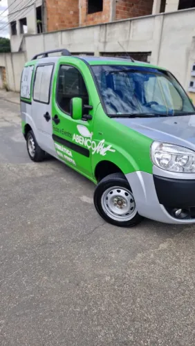 Fiat Doblo Attractive 1.4 Fire Flex 8V 5P 2012
