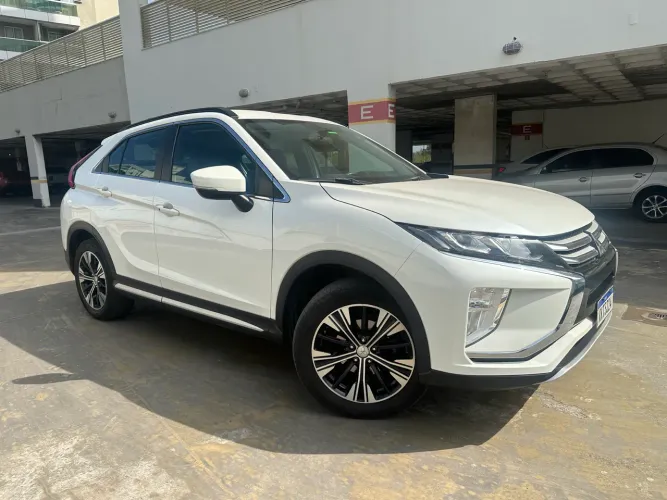 Mitsubishi Eclipse Cross HPE 1.5 16V 165cv AUT 2022