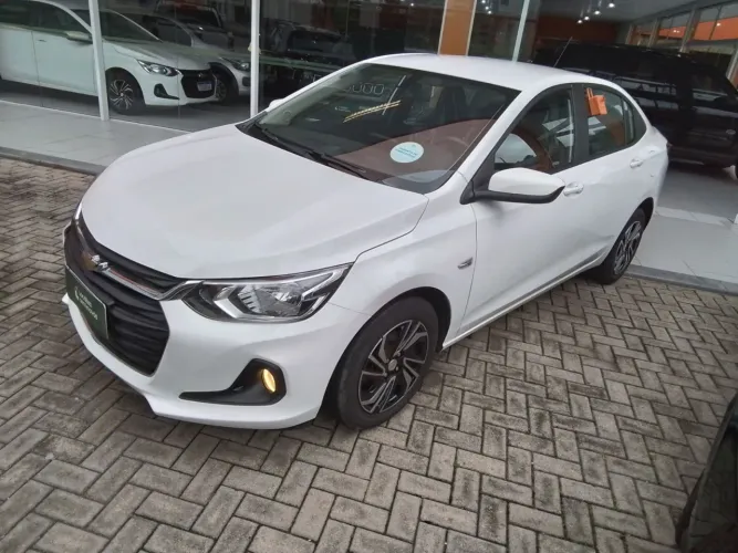 Chevrolet Onix Plus LT 1.0 12V Flex Mec. 4P 2024