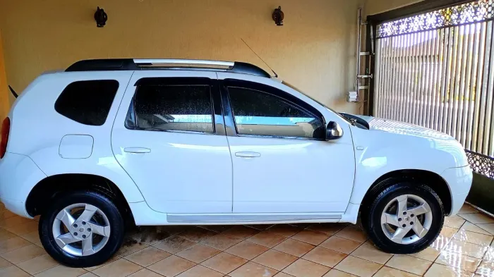 Renault Duster Dynamique 2.0 Hi-flex 16V Aut. 2014