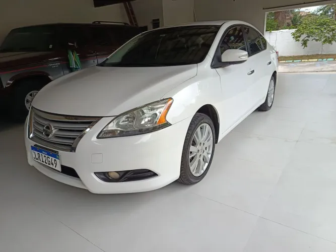 Nissan Sentra SL 2.0/ 2.0 Flex Fuel 16V Aut. 2014