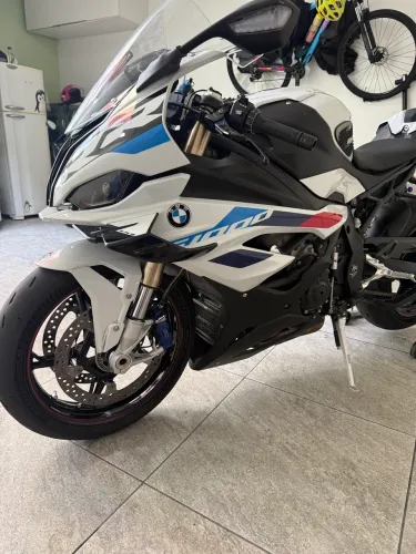 BMW S1000RR 2024 - Único dono 2024 zerada