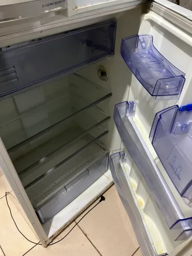 GELADEIRA