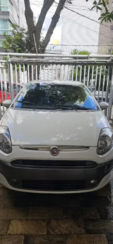 Fiat Punto Essence 1.6 Flex 16V 5P 2014